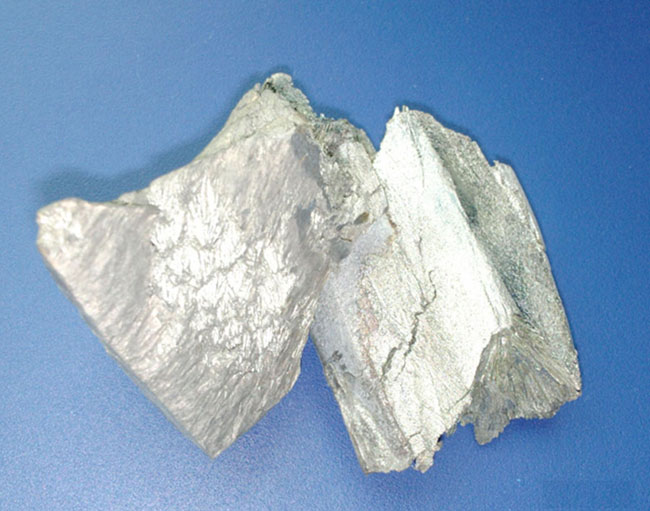 金属钙